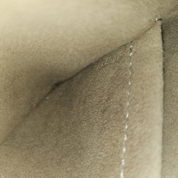 Authentic Louis Vuitton Milla MM multicolor in Excellent preowned condition - Picture 14 of 17